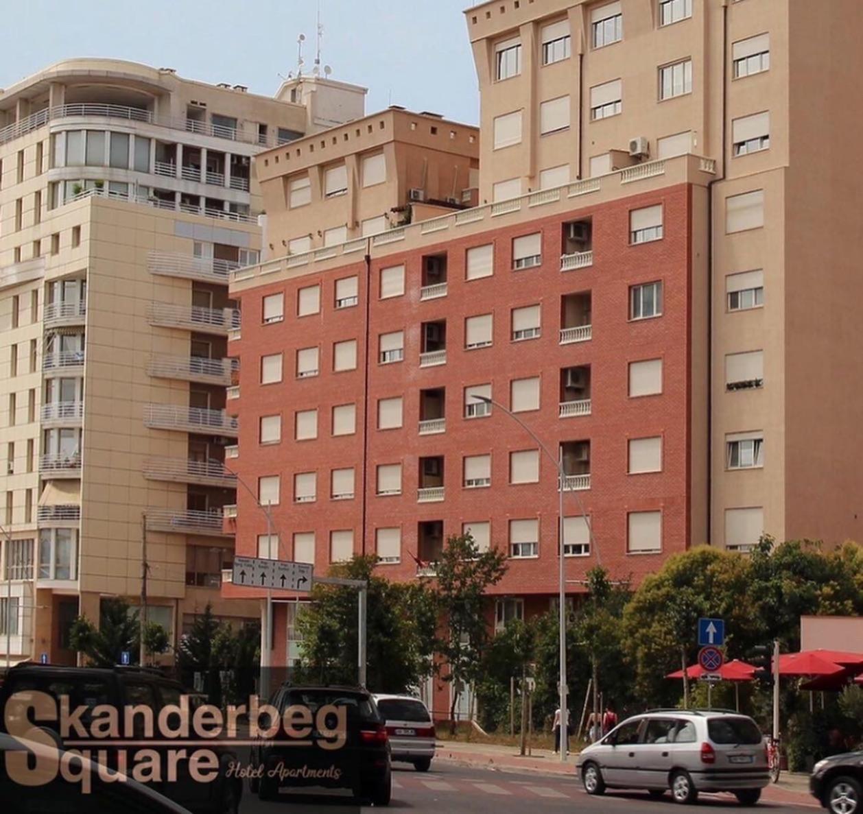 Skanderbeg Square Center Apartments Tirana Buitenkant foto